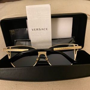 VERSACE luxury sunglasses with case